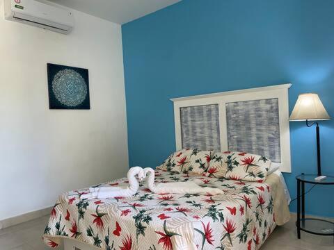 Blue Night Aparta Hotel Punta Cana Exterior photo